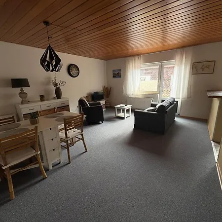 Apartman Comfortable Apartment In Weener For Holidays And Business Stays *
